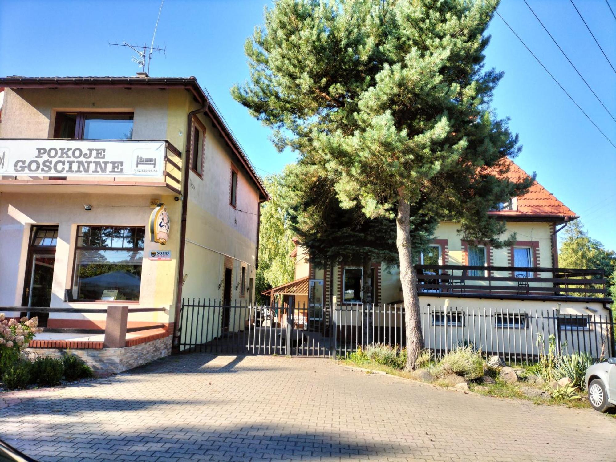 Gosciniec U Zawierki Лодзь Екстер'єр фото